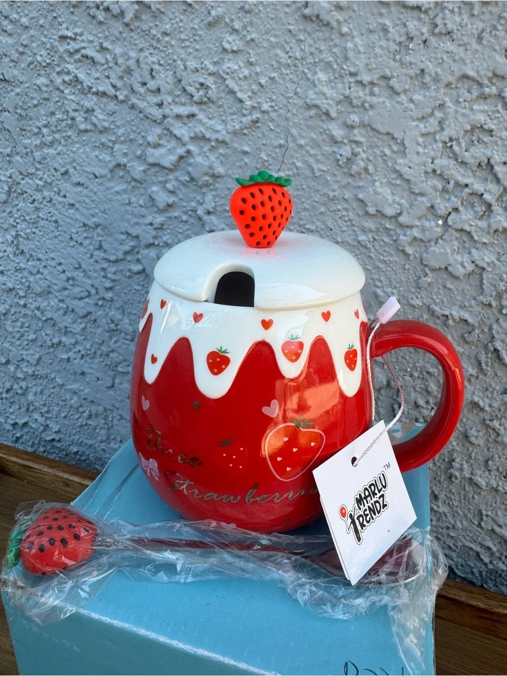 Marlú Strawberry Ceramic Mug Set of 2 with Lid & Spoon - 5